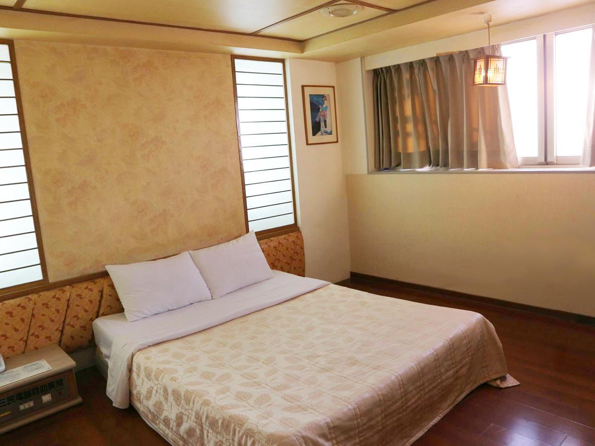 Sanmin Hotel Чжанхуа Экстерьер фото